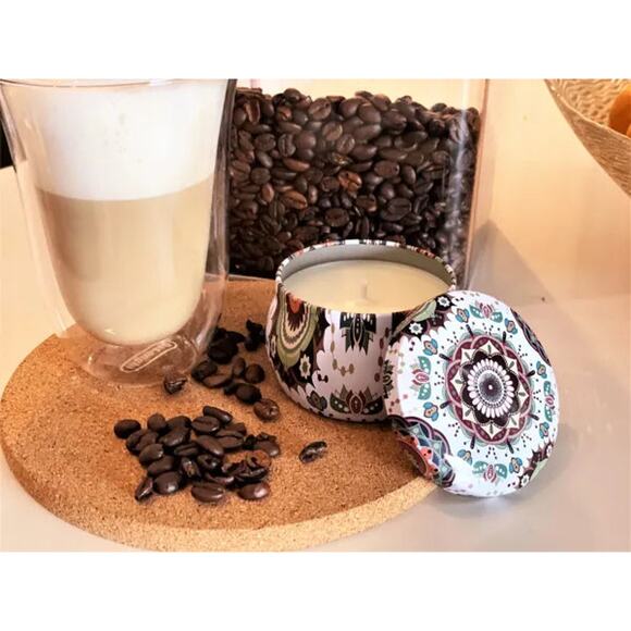 VANILLA CREAM Soy Wax Candle in Tin Jar (6 oz) - Picture 4 of 8